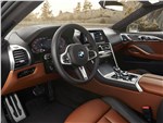 BMW 8 series - BMW 8-Series Coupe 2019 салон