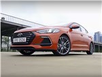 Hyundai Elantra Sport 2017 вид спереди
