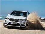 BMW X1 2016 вид спереди