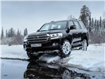 Toyota Land Cruiser - Toyota Land Cruiser 2016 вид спереди