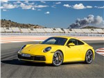 Porsche 911 Carrera 2019 вид спереди