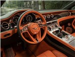 Bentley Continental GT 2018 салон