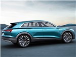 Audi e-Tron quattro 2015 вид сбоку