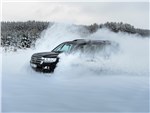 Toyota Land Cruiser - Toyota Land Cruiser 2016 вид сбоку