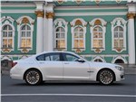 BMW 7 series 2013 вид сбоку