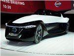 Nissan BadeGlayder concept 2013 вид спереди 3/4