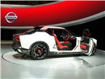 Nissan IDx Nismo Concept 2013 вид сбоку с открытой дверью