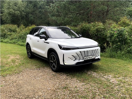 BAIC X75 - baic x75 (2024) «пекин» с немецкими корнями