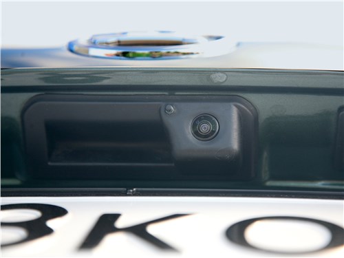 Skoda Superb Combi 2016 задняя видеокамера