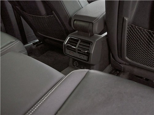 Audi Q3 Sportback S tronic quattro Sport (2021) задний диван
