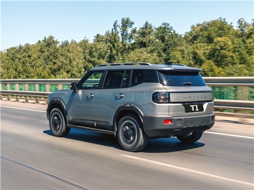 Jetour T1 (2025) вид сзади