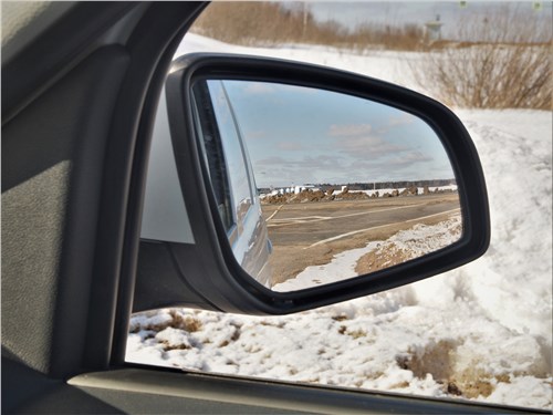 Lada Largus (2020) боковое зеркало