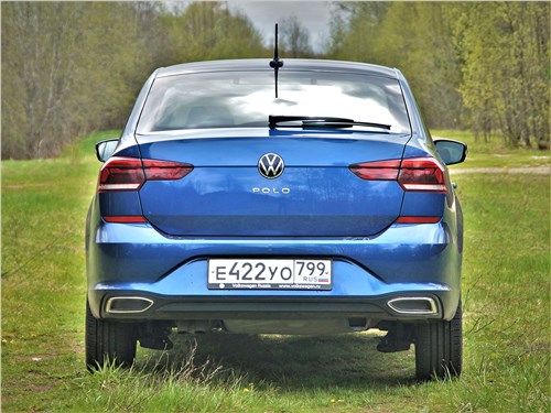 Volkswagen Polo (2020) вид сзади