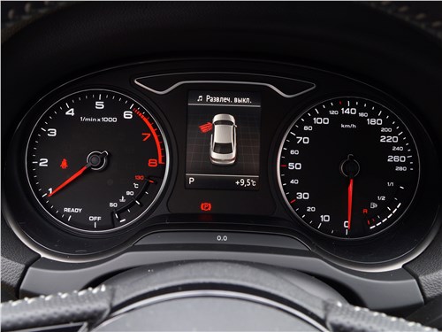 Audi A3 Sedan 2017 приборная панель