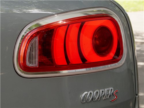 Mini Clubman Cooper S 2016 задний фонарь