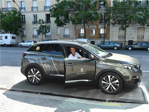 Peugeot готовит автономный автомобиль