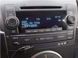 Chevrolet Trailblazer 2012 дисплей аудиосистемы 