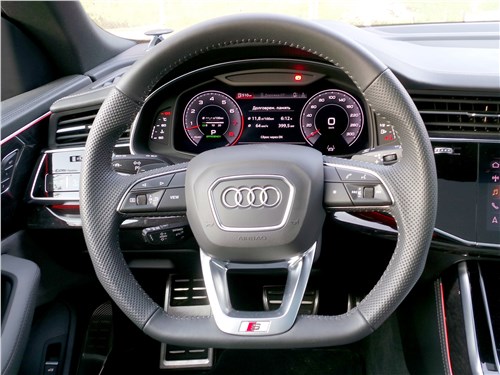Audi Q8 2019 руль