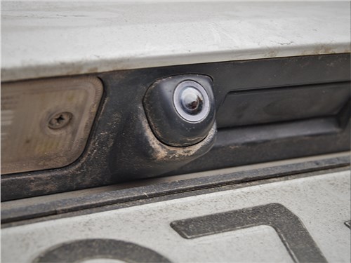 Hyundai Creta (2018) камера заднего обзора