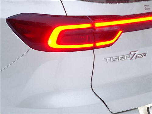 Chery Tiggo 7 ProMAX AWD (2023) задний фонарь
