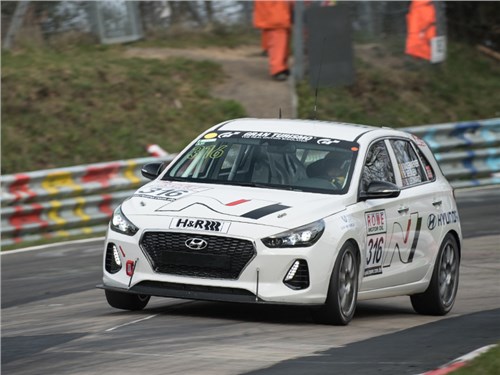 Hyundai протестировал спортверсию i30 в гонках