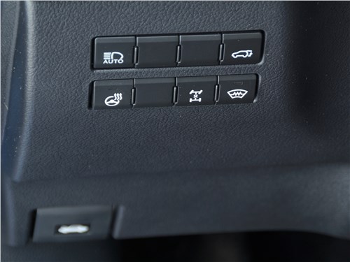 Lexus NX 2018 кнопки
