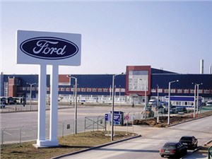 Завод Ford во Всеволожске приостанавливает производство автомобилей