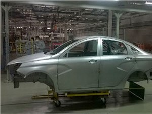 В Ижевске начали собирать пробную партию Lada Vesta