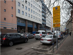 Платные парковки улучшили транспортную ситуацию в центре