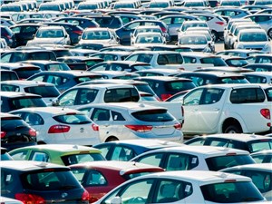 Российский авторынок в 2015 году просел на 36%