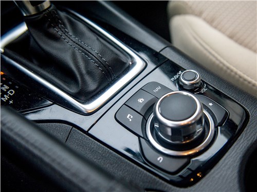 Mazda 3 sedan 2017 управление мультимедиасистемой