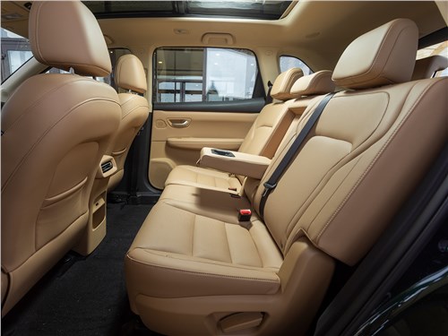 Предпросмотр evolute i-space (2024) задний диван