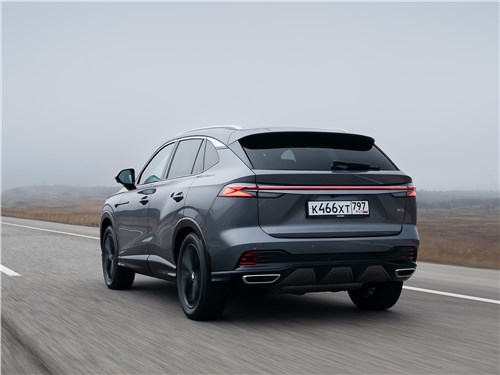 Москвич М70 (2026) вид сзади