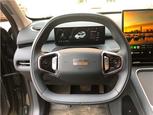 Geely EX5-EM-i (2025) руль
