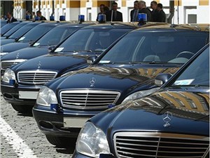Чиновникам запретят покупать иностранные автомобили за счет казны