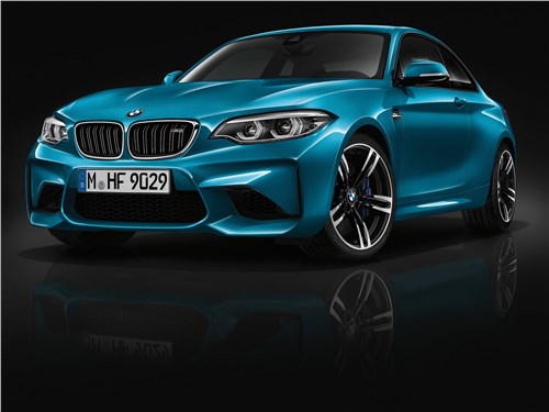 BMW M2 Coupe 2018 вид спереди