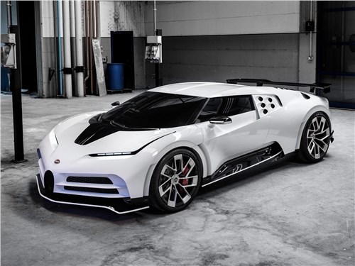 Bugatti Centodieci 2020 вид спереди