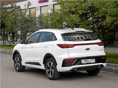 JAC S6 (2022) вид сзади