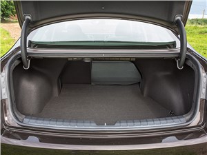 Hyundai i40 2015 багажное отделение