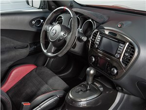 Nissan Juke Nismo RS 2015 салон