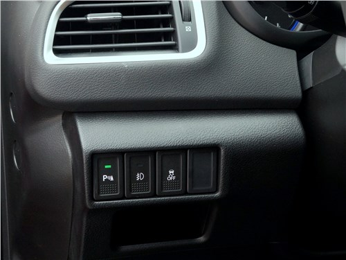 Suzuki SX4 2016 кнопки управления