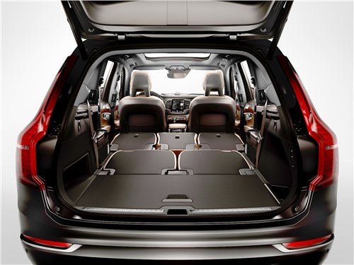 Volvo XC90 2015 багажное отделение