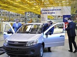 Пробная серия Lada Granta сошла с конвейера Ижевского автозавода 