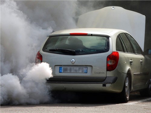 Renault обвиняют в махинациях с дизельными двигателями