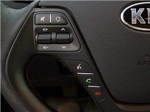 Предпросмотр kia cee'd 2012 хэтчбек кнопки на рулевом колесе слева