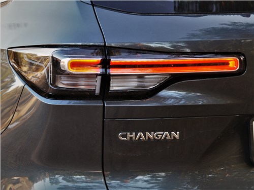 Changan CS55 Plus (2022) задний фонарь