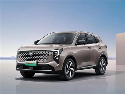 Changan представил гибридный CS55 Plus с запасом хода 1220 км