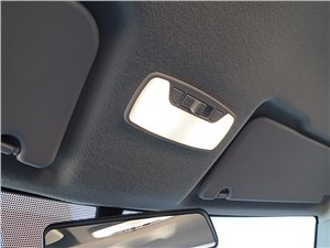 UAZ Pickup 2014 потолочные светильники 
