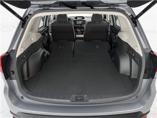 Subaru Forester (2022) багажное отделение