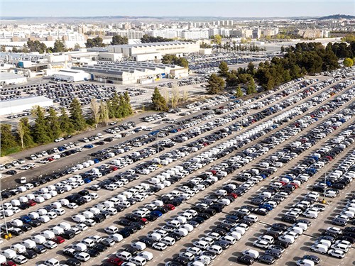 Эксперты предупреждают о мошенниках на рынке подержанных автомобилей